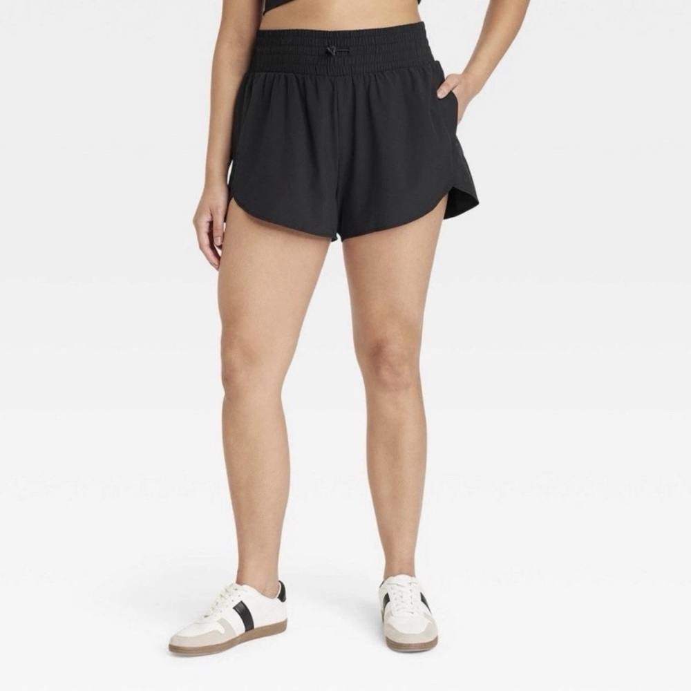 All In Motion Women’s Active Light High-Rise Shorts 3" Black Size L